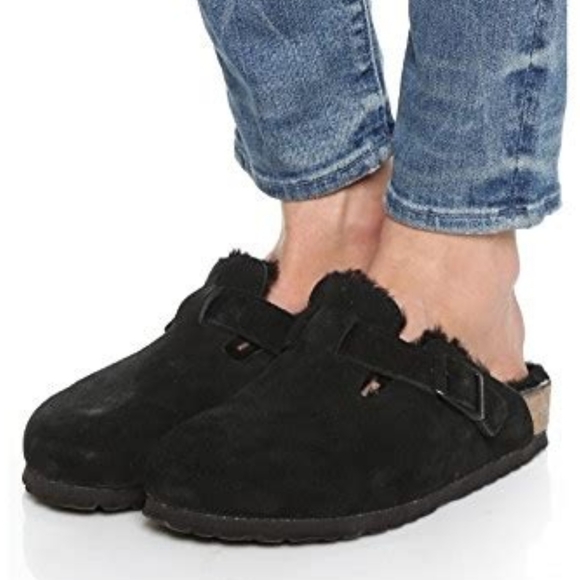 fur lined birkenstocks black